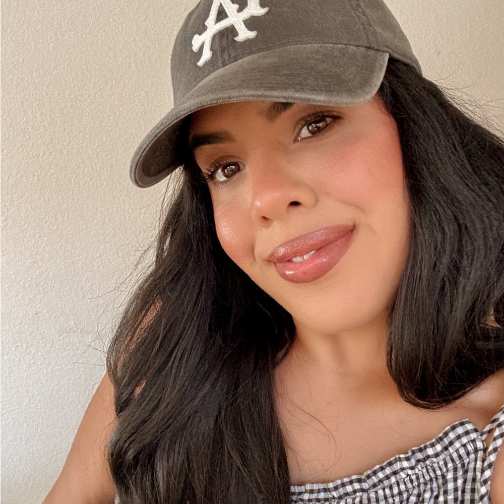 Meet your Posher, Marissa